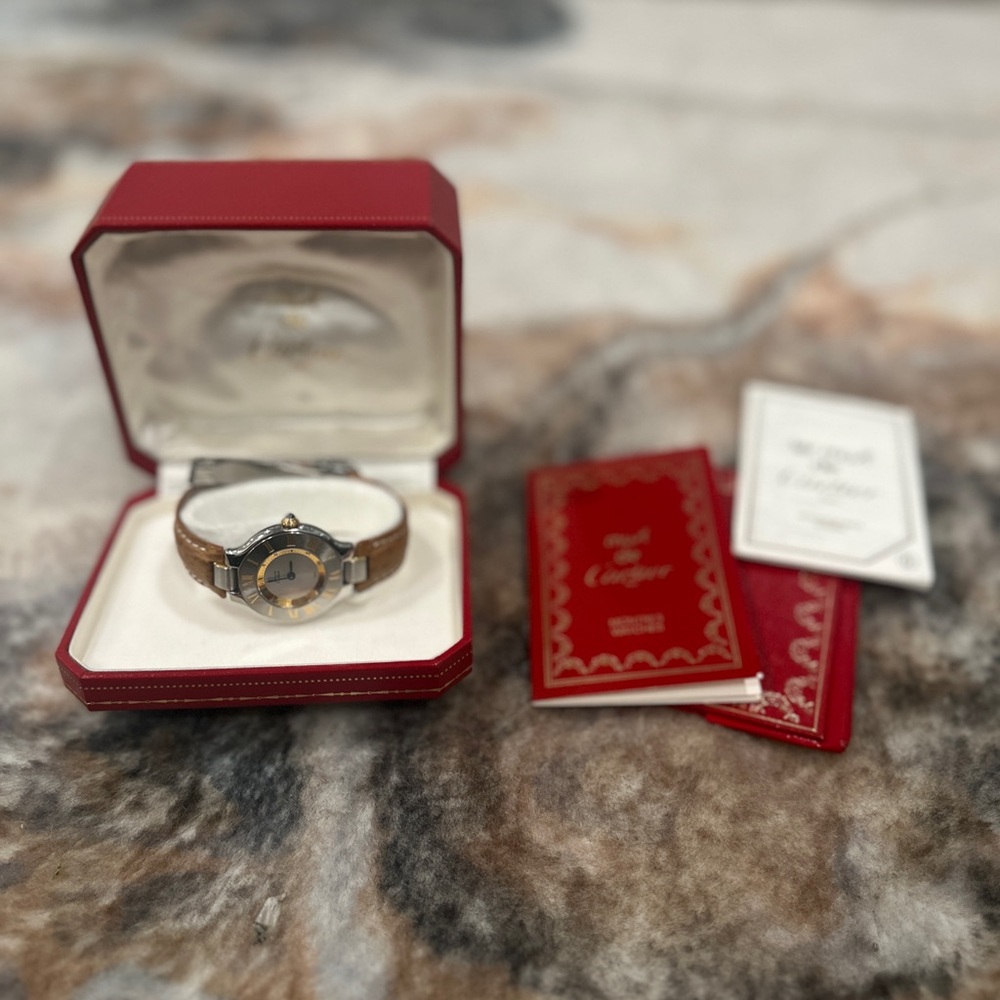 LADIES CARTIER CARAMEL STRAP MUST DE WATCH WITH BOX